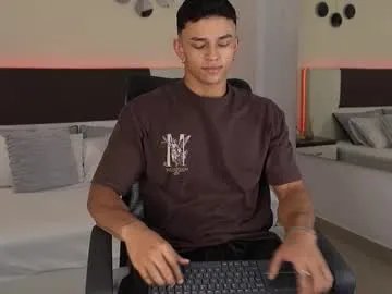 danteestone — Muscles tight, skin tan, and stamina for days. Come play #18 #ass #cumshow. #muscle. #latino