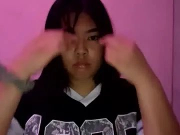 kuromixx444 model from cb