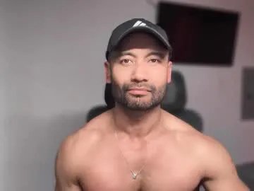 lordcalepecs — Toy show soon. Tip if you like what you see, or for attention :)  #muscle #edging #party #cum #worship [975 tokens remaining]