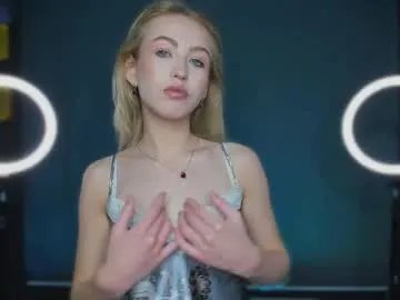 luna_helles — Hey guys! Wlcome to my room <3 - Goal: Lower my strabs and gently tease you ;) [99 tokens left] #18 #new #shy #teen #skinny
