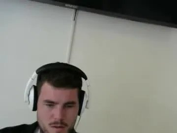 sultansgirls — Pulsating CumShot ;) [1000 tokens remaining] #fitboy #collegeboy #cashmaster