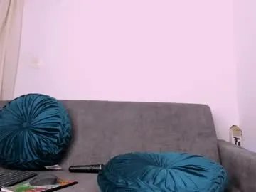 sweet_litle model from cb