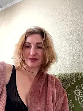 _Crystal_2 — Freechat on StripChat