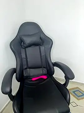 _Pamela_1 — ANAL PLUG INSIDE