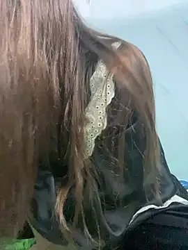 Angela_loveee — Squirt masturbating 