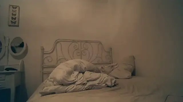 bellefleurrr — play with boobs