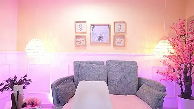 ElectraJonesX — Turn & booty shake tease 