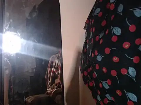 Hottie_hania — Reverse cowgirl fingering w moan