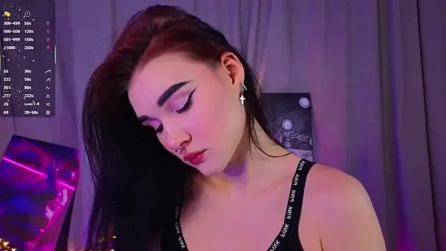 JenniferSullivan — spared legs+rub my pussy