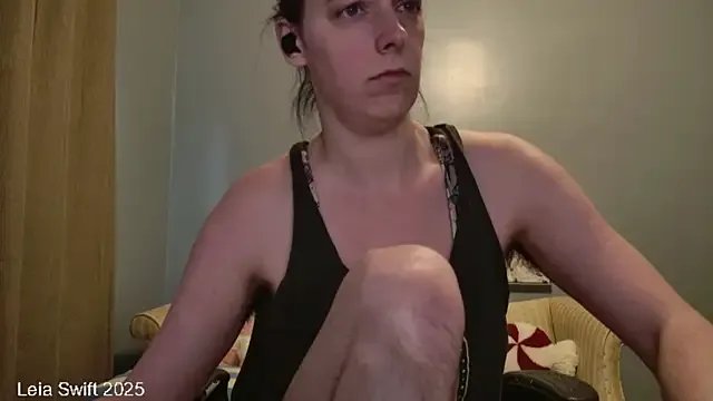 LeiaSwift — Ride Dildo