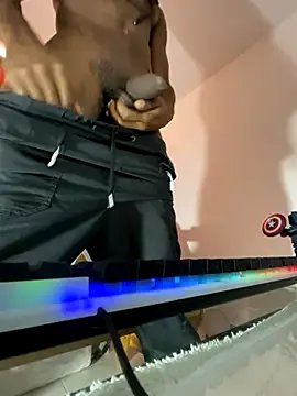 Malkon_Big — SHOW PUSH-UPS STANDING ON HANDS 