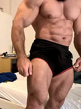 stylesexy — Bodybuilding show and oil naked