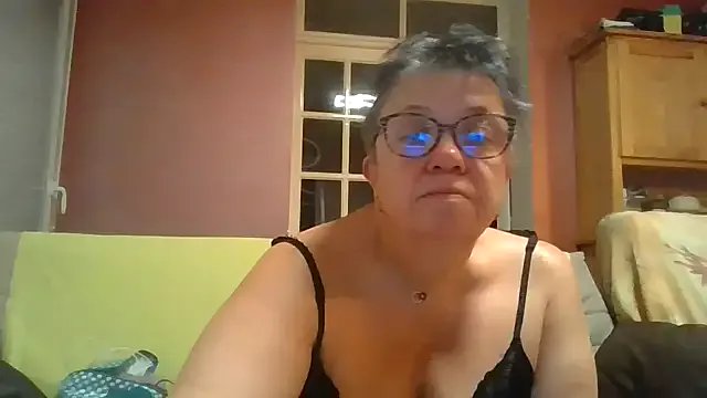 Vandeae44 — qui m'enleve  cette nuisette